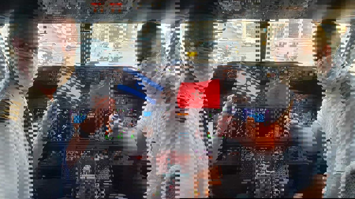 المغرب يدشن أول خط جوي مباشر مع إسرائيل