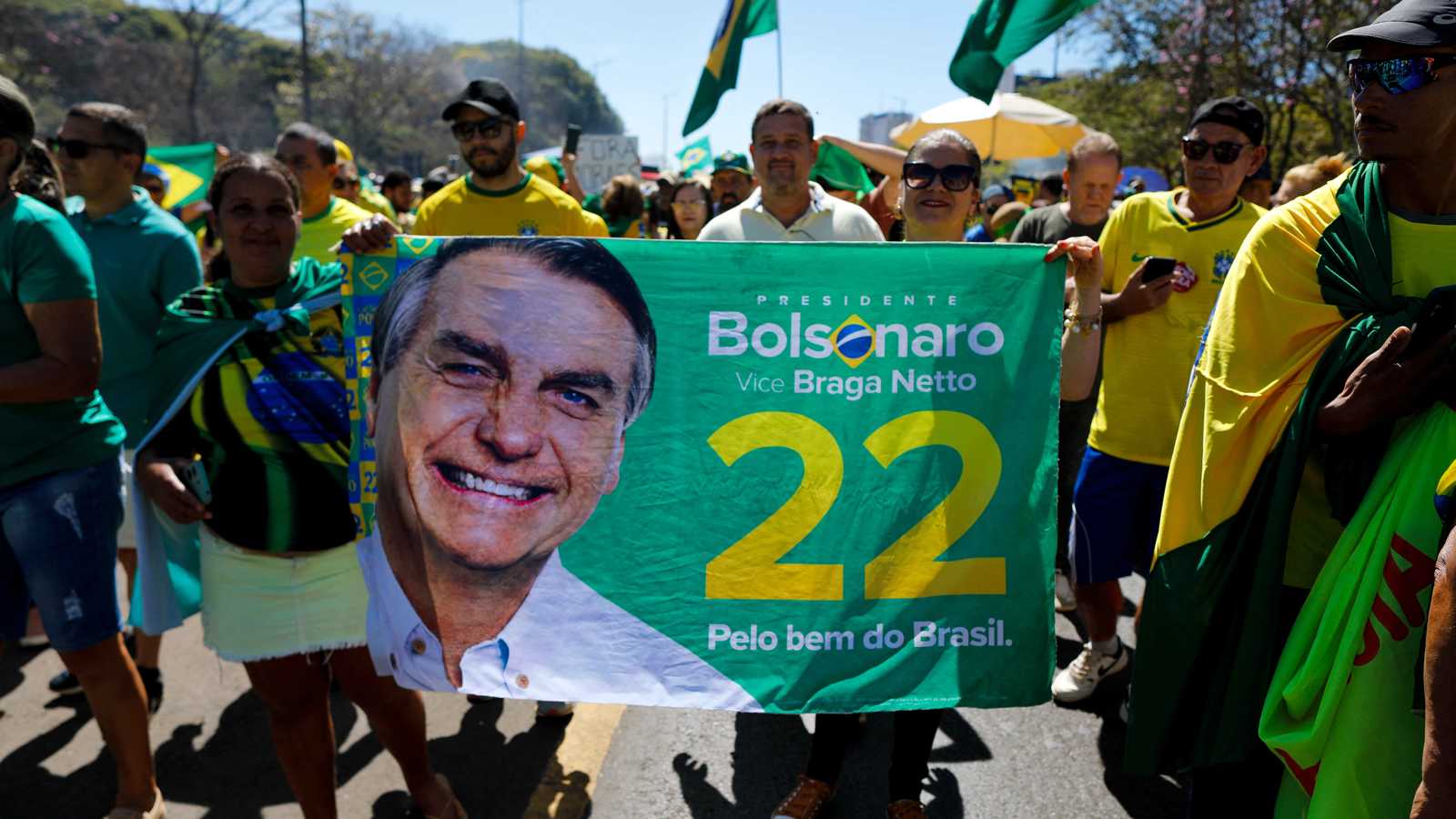 محامو بولسونارو يطلبون تبرئته في قضية محاولة الانقلاب