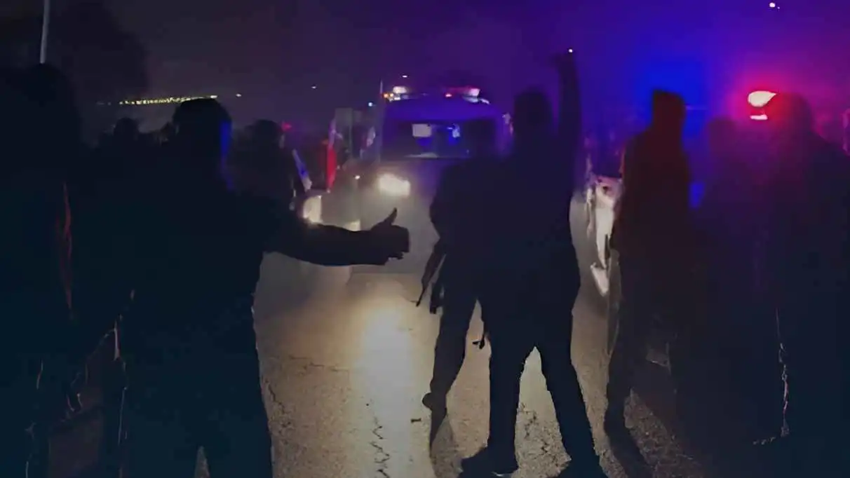 زوج يقتل زوجته ويحوّل الجريمة إلى "حادث سير" مزيف