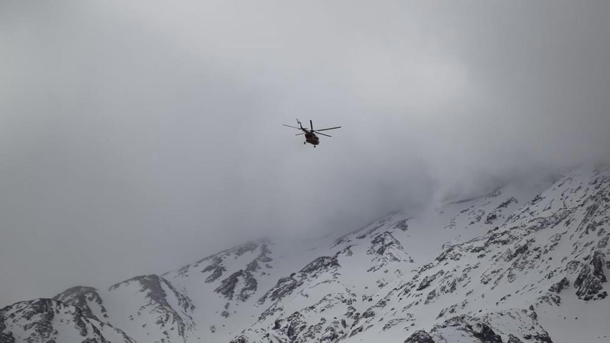 مصرع 13 مهاجرًا بسبب عاصفة ثلجية على الحدود الإيرانية التركية (صور)