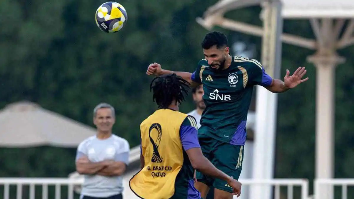 في غياب رينارد.. من سيقود المنتخب السعودي أمام جزر القمر؟