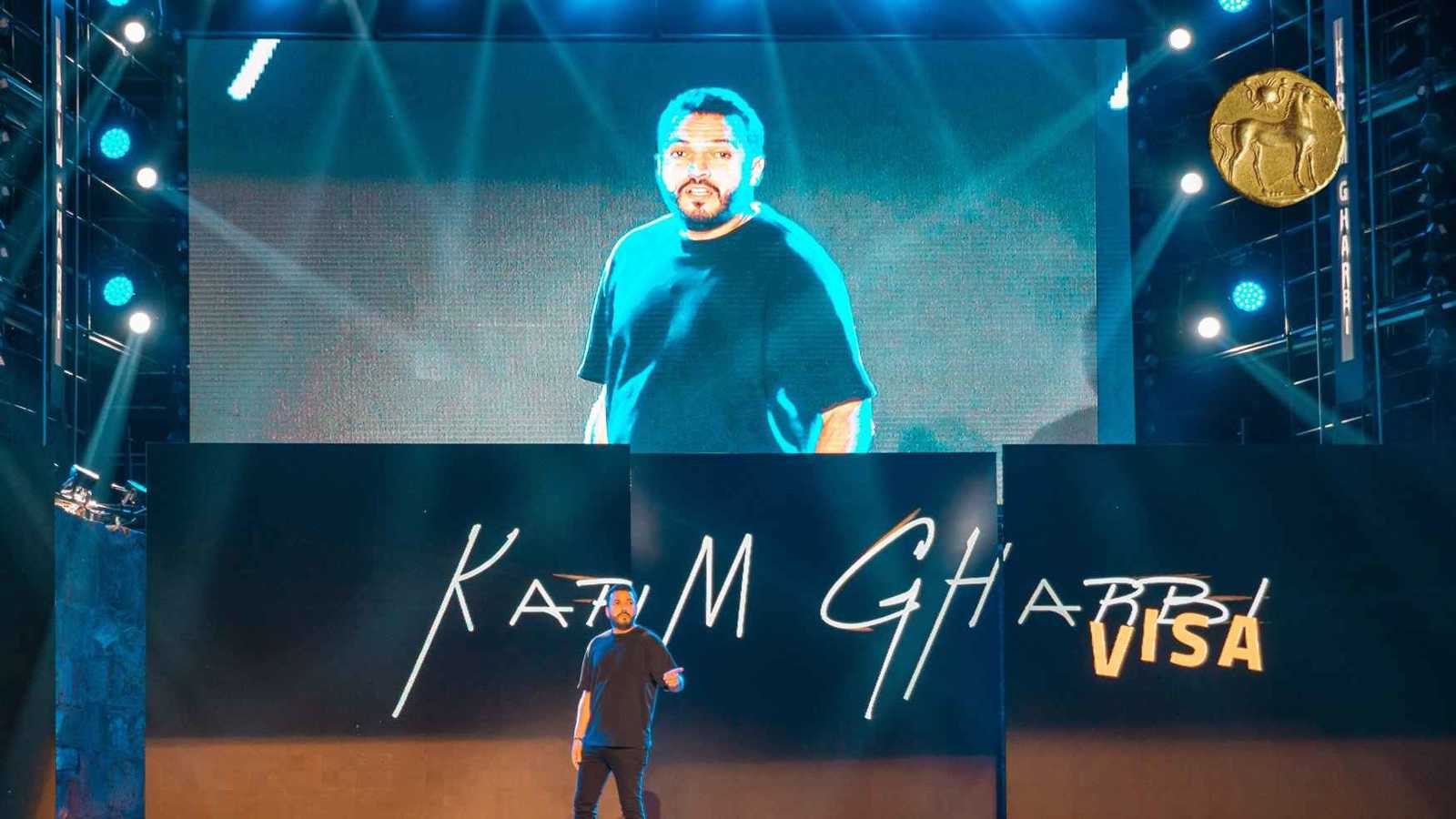 "فيزا".. مسرحية تونسية بنص متجدد يبقيها حيّة طوال 5 سنوات (صور)