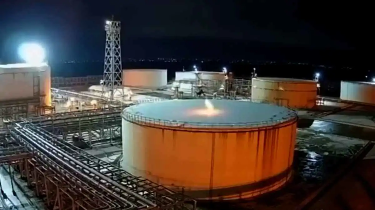 هجوم على صهاريج وقود في أربيل بكردستان العراق يخلف قتيلاً (فيديو)