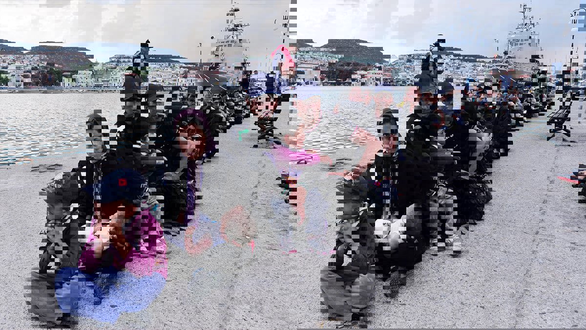 "لا أنتمي للوطن ولا للغربة".. كيف عبثت الحروب بانتماءات عرب أوروبا؟