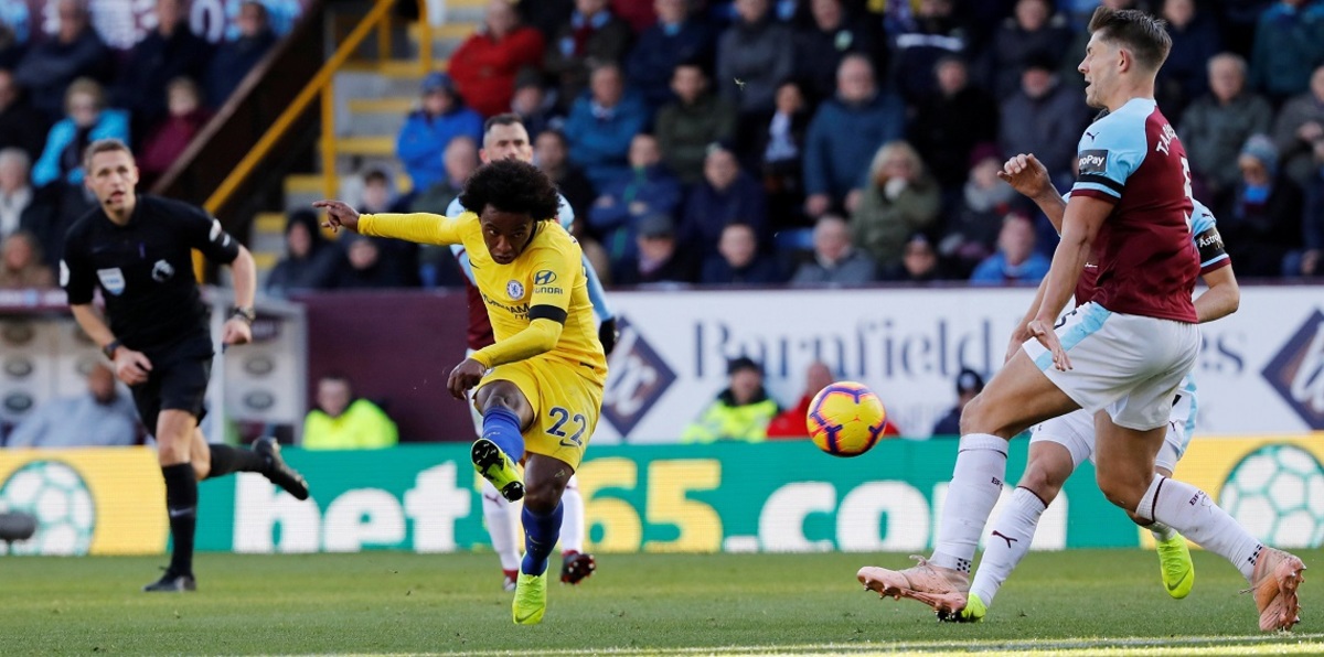 تشيلسي يعود لطريق الانتصارات وآرسنال يتعثر أمام كريستال بالاس في الدوري الإنجليزي (فيديو)