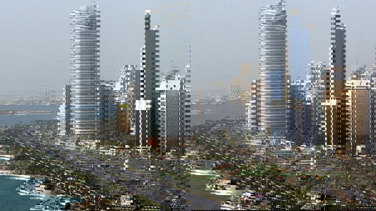 الإمارات.. عجمان تعلن عودة 50% من بعض الأنشطة الاقتصادية والرياضية