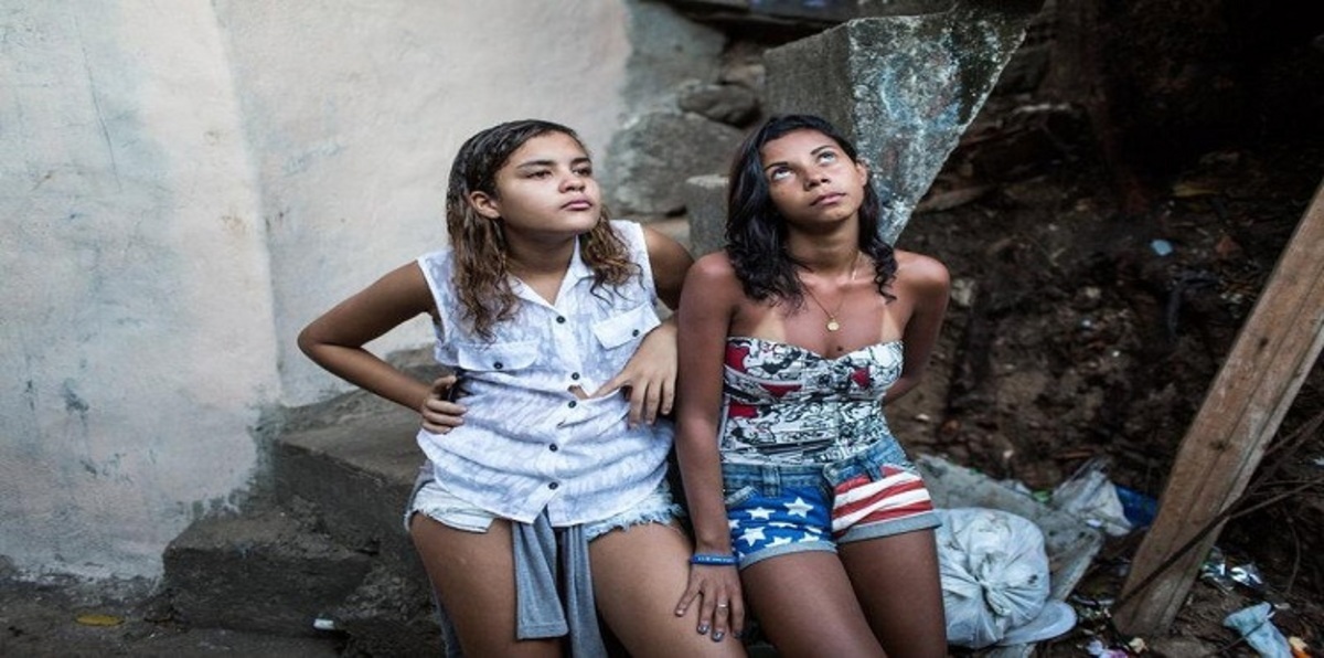 زنا المحارم وقلة الثقافة الجنسية وراء حمل المراهقات في السلفادور‎