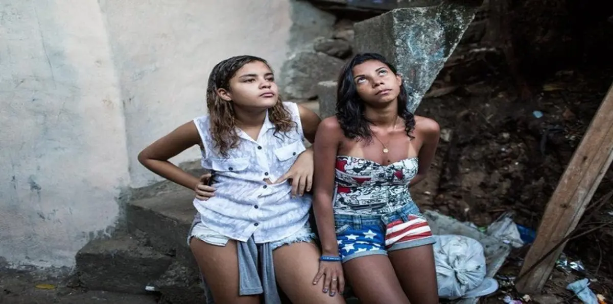 زنا المحارم وقلة الثقافة الجنسية وراء حمل المراهقات في السلفادور‎