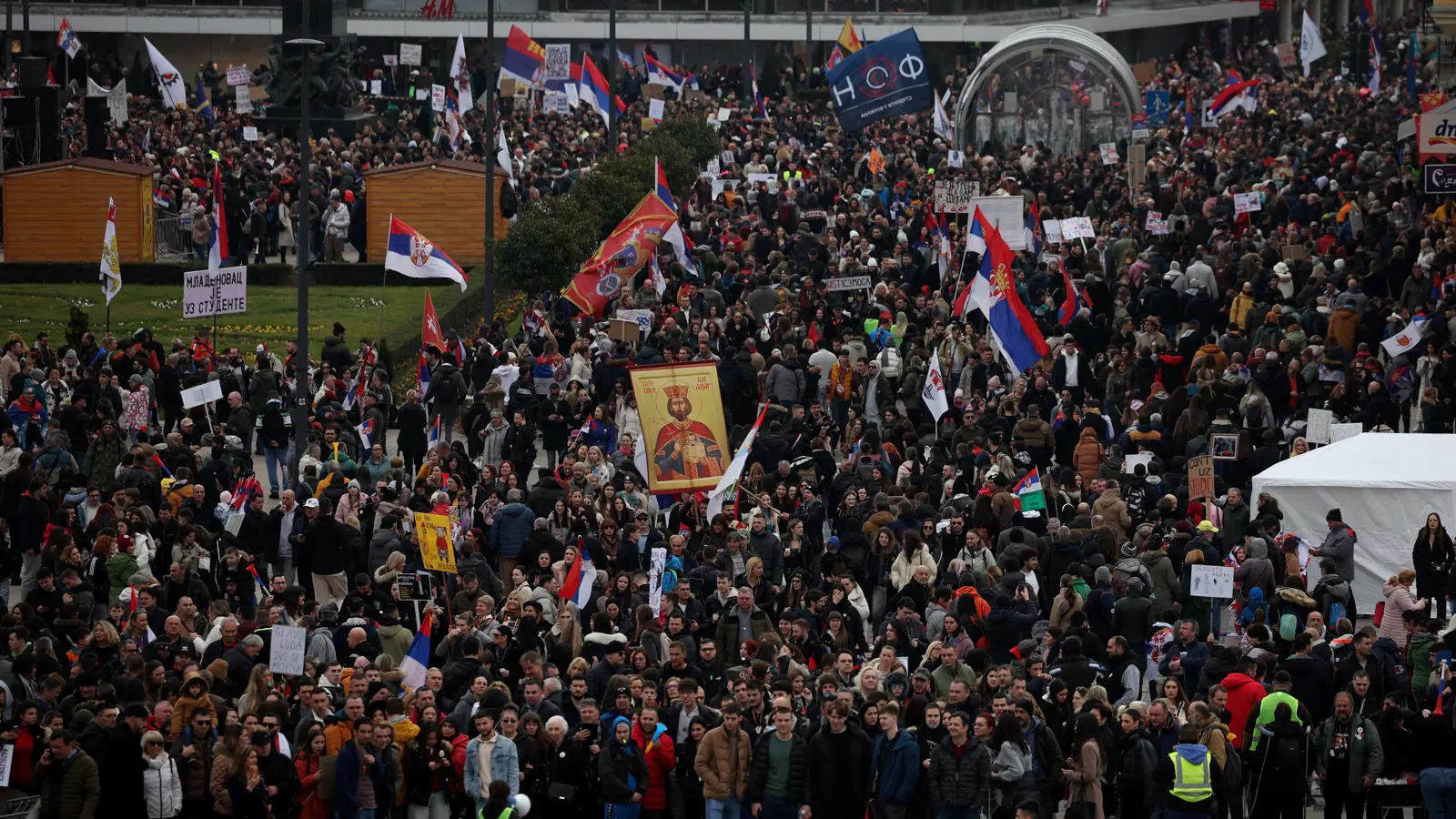 احتجاجات صربيا.. ثورة ضد الفساد أم مؤامرة سياسية؟ (فيديو)