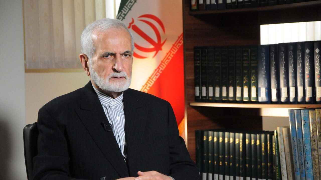 لمواجهة "الضغط الأقصى".. مستشار خامنئي يدعو إلى "الصبر الأقصى" (فيديو)