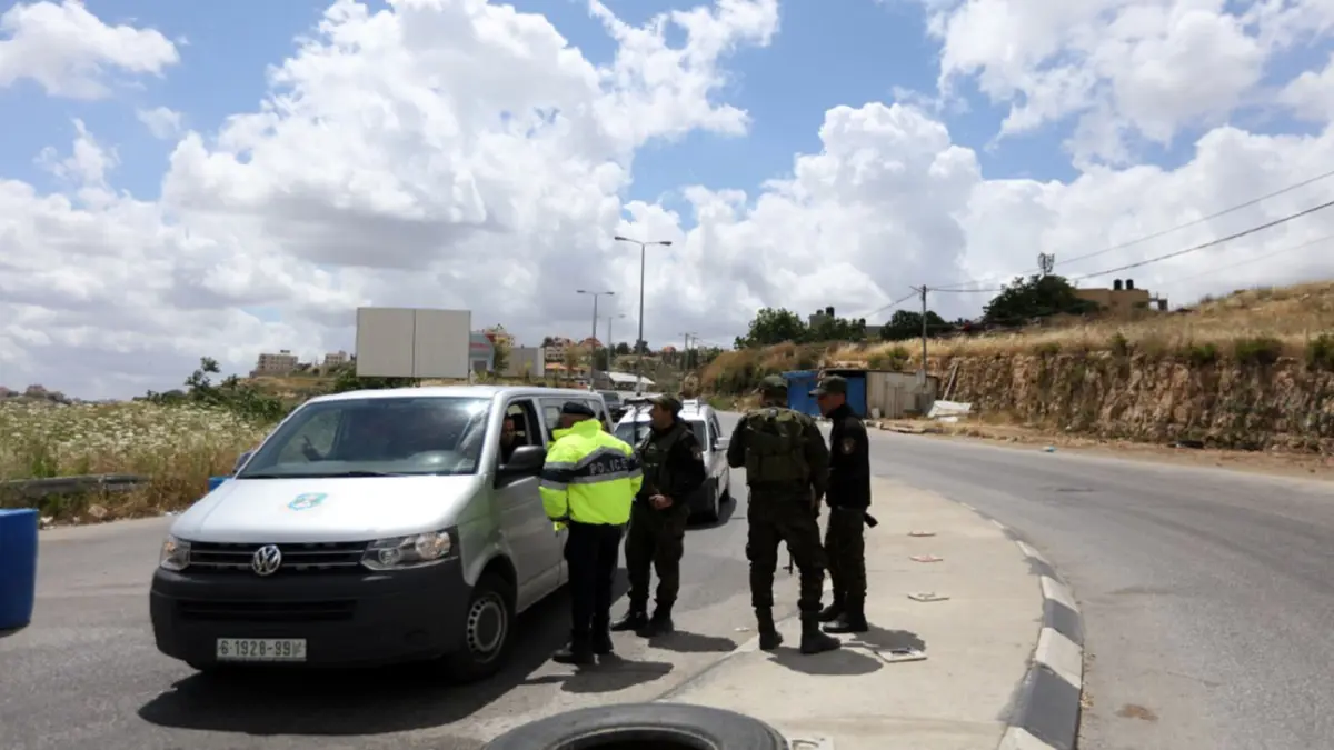 الحكومة الفلسطينية تعلن تخفيف إجراءات مكافحة كورونا