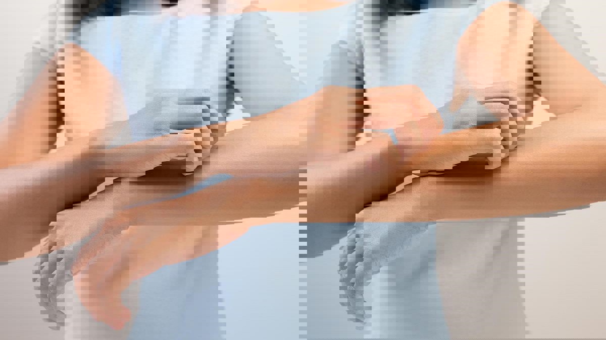 ماذا تفعل للوقاية من كورونا إذا كنت تعاني من اضطرابات حك الجلد؟