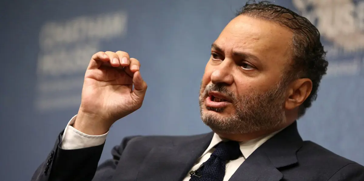 قرقاش: إيران تحاول "دق إسفين" بين أمريكا والأوروبيين