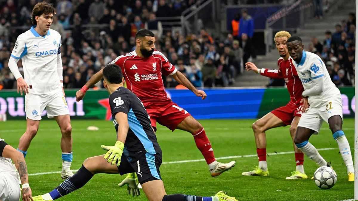 4 أسباب مهمة.. لماذا رضخ ليفربول لمحمد صلاح؟ 