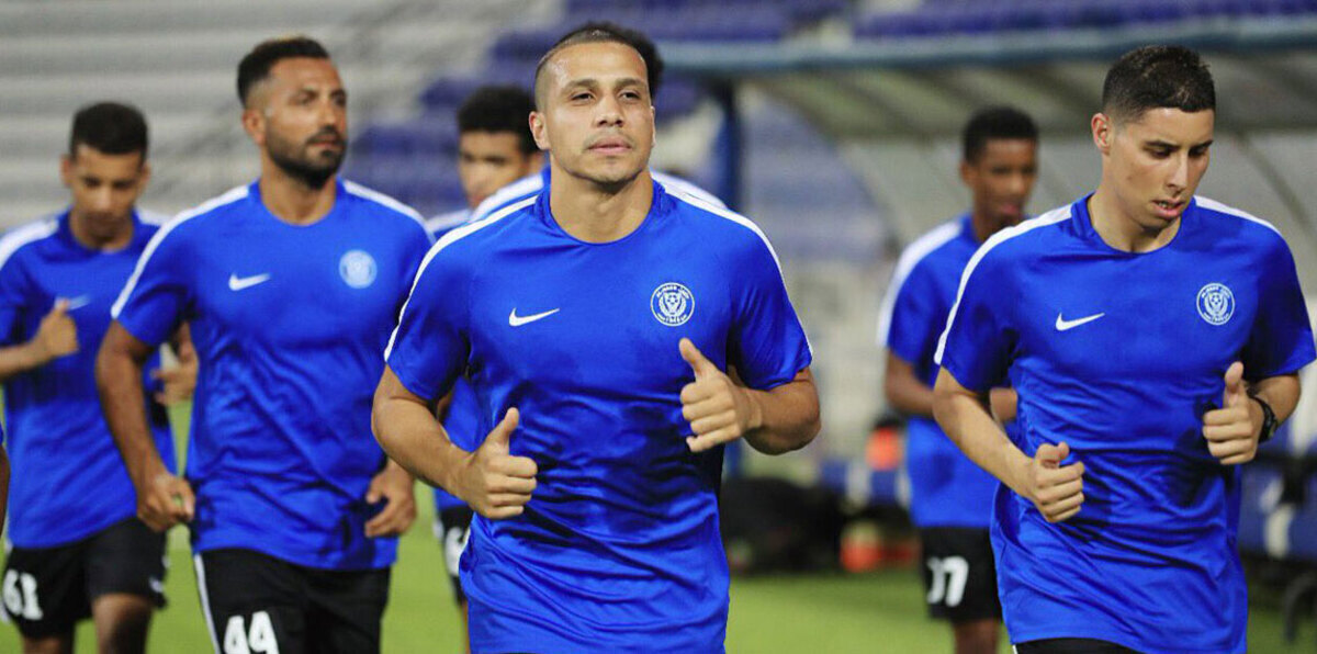 ماذا فعل فاندرلي لاعب النصر الإماراتي لكي يتخلص من لعنة الرقم "9"؟