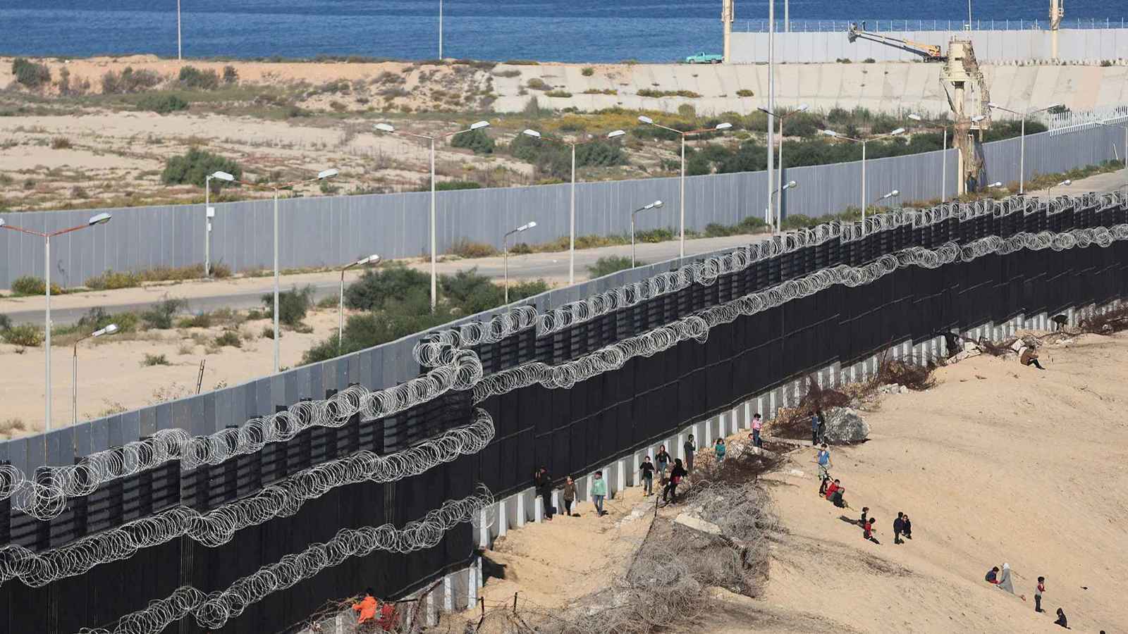 رغم رفض الجيش.. مؤشرات على بقاء إسرائيل طويلا في غزة