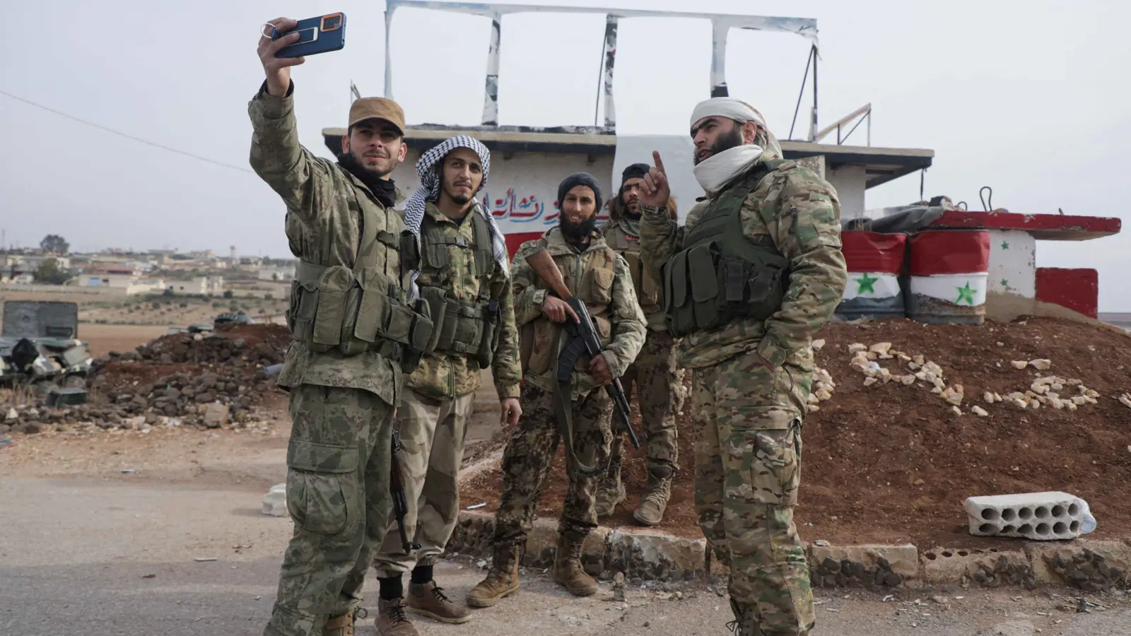 "معاريف": حلم إيران بالسيطرة على الشرق الأوسط يتحطم