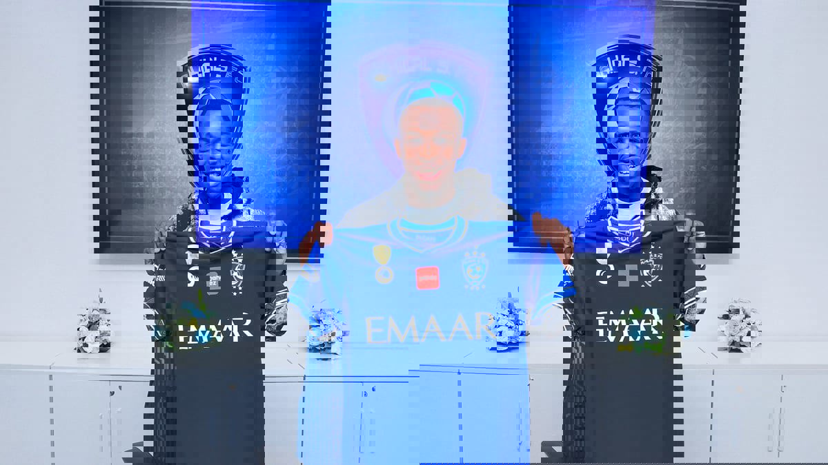 رسميًا: الهلال يشتري عقدي سعود عبدالحميد وعبدالإله المالكي من الاتحاد