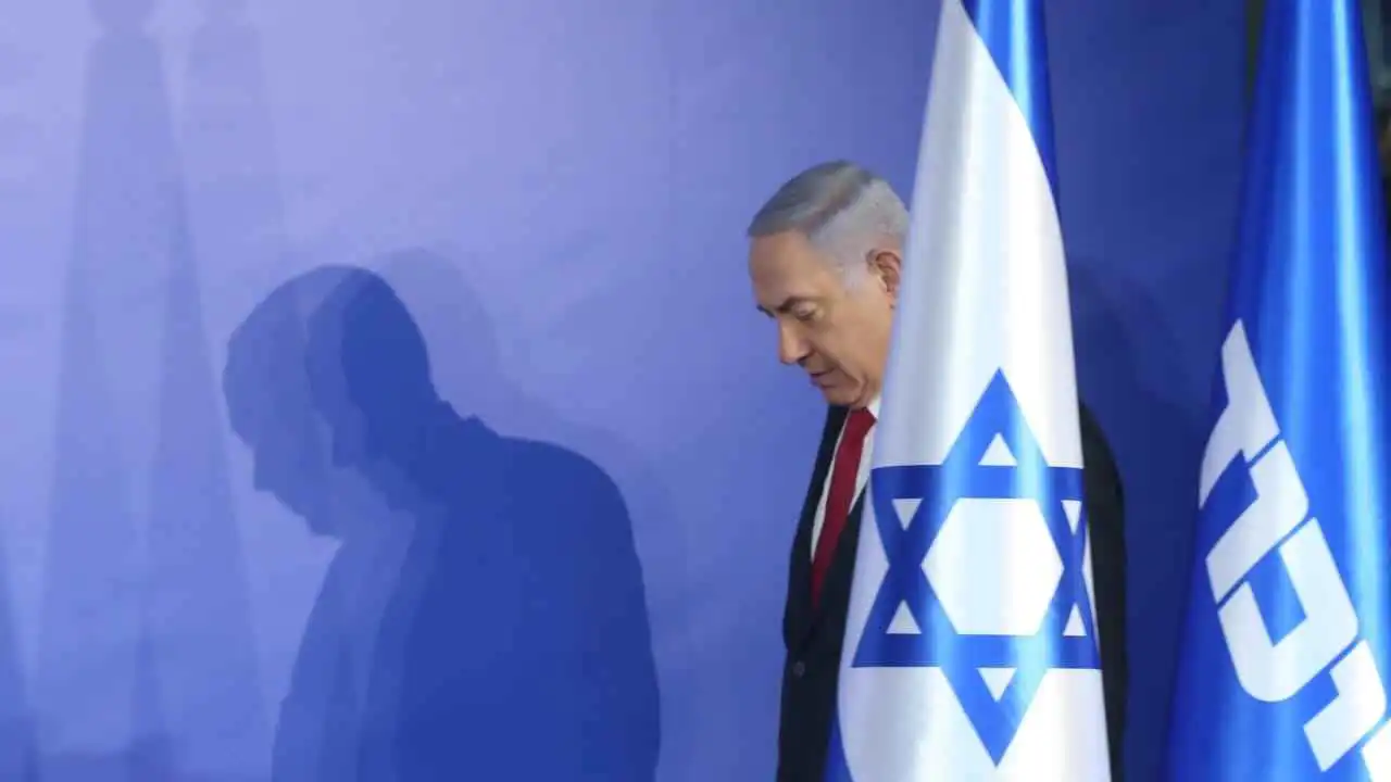 قضية الغواصات تنفجر من جديد.. اتهامات لنتنياهو بإخفاء صفقات الأسلحة