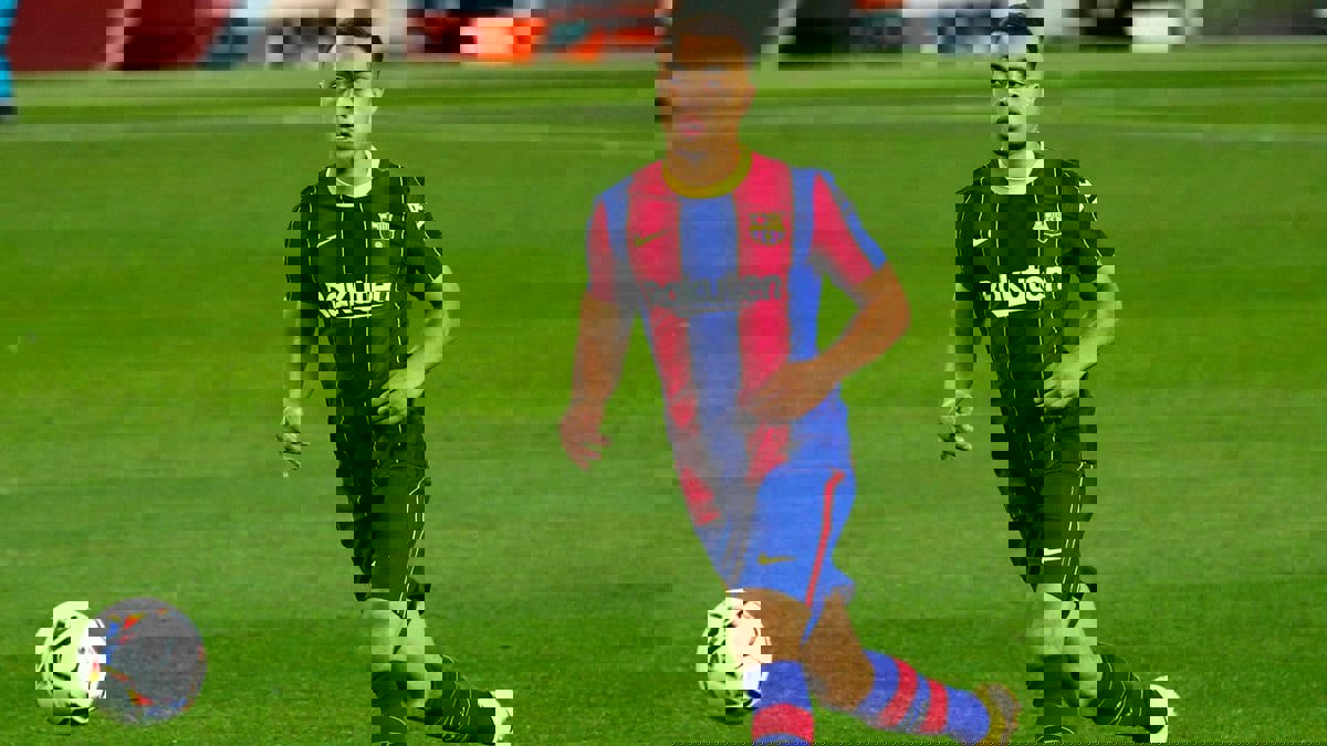 بايرن ميونخ يستغل حاجة برشلونة لبيع لاعبيه ويطارد سيرجينو ديست