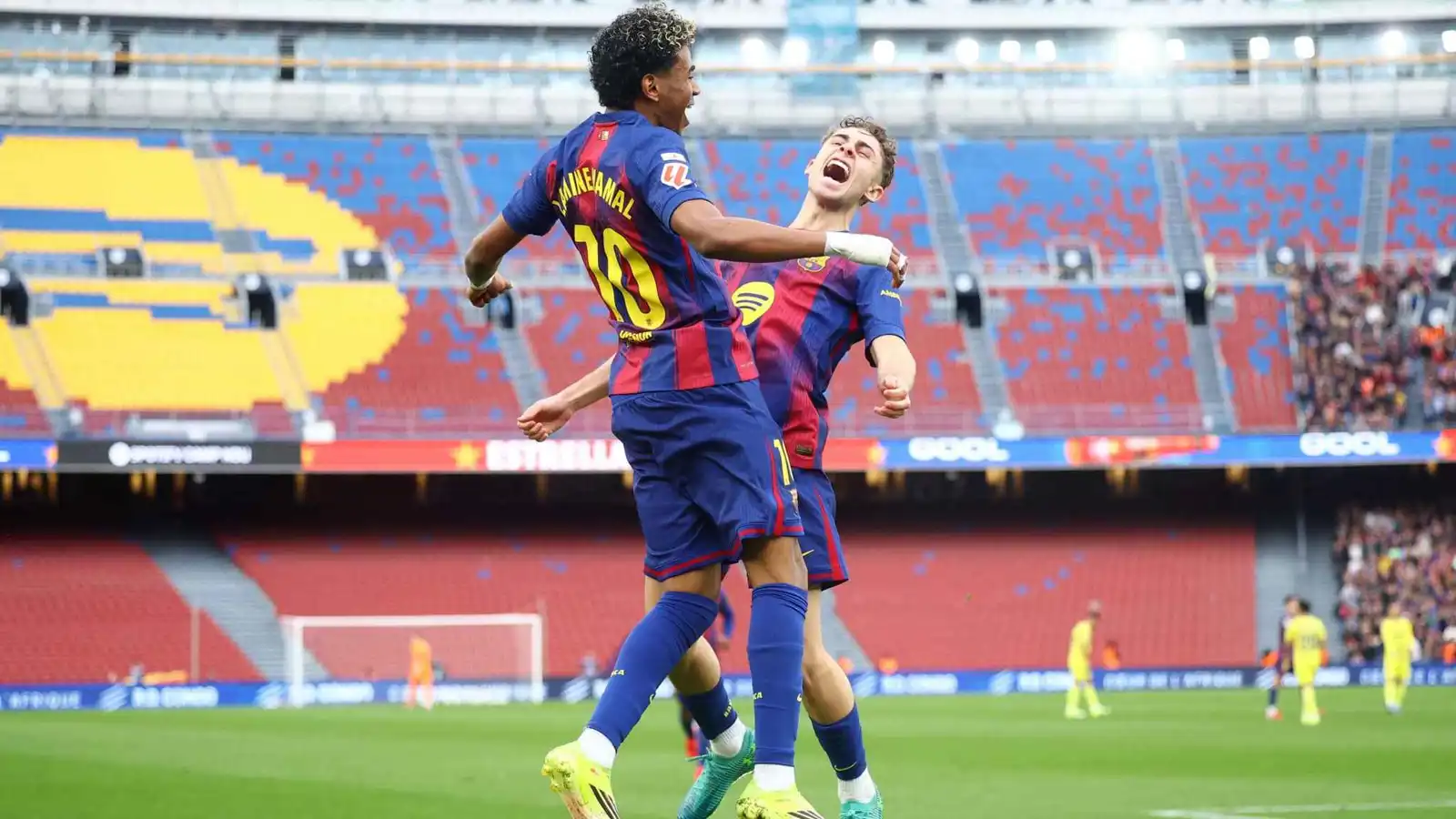 تغطية مباشرة لمباراة برشلونة وفياريال في الدوري الإسباني