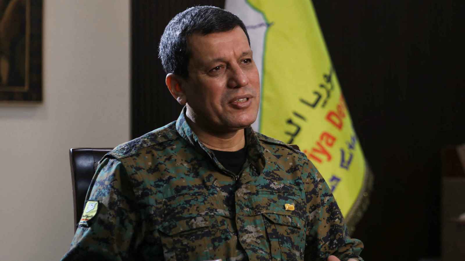 "توازنات متناقضة".. هل تنجو قسد من سيناريو "العمال الكردستاني"؟