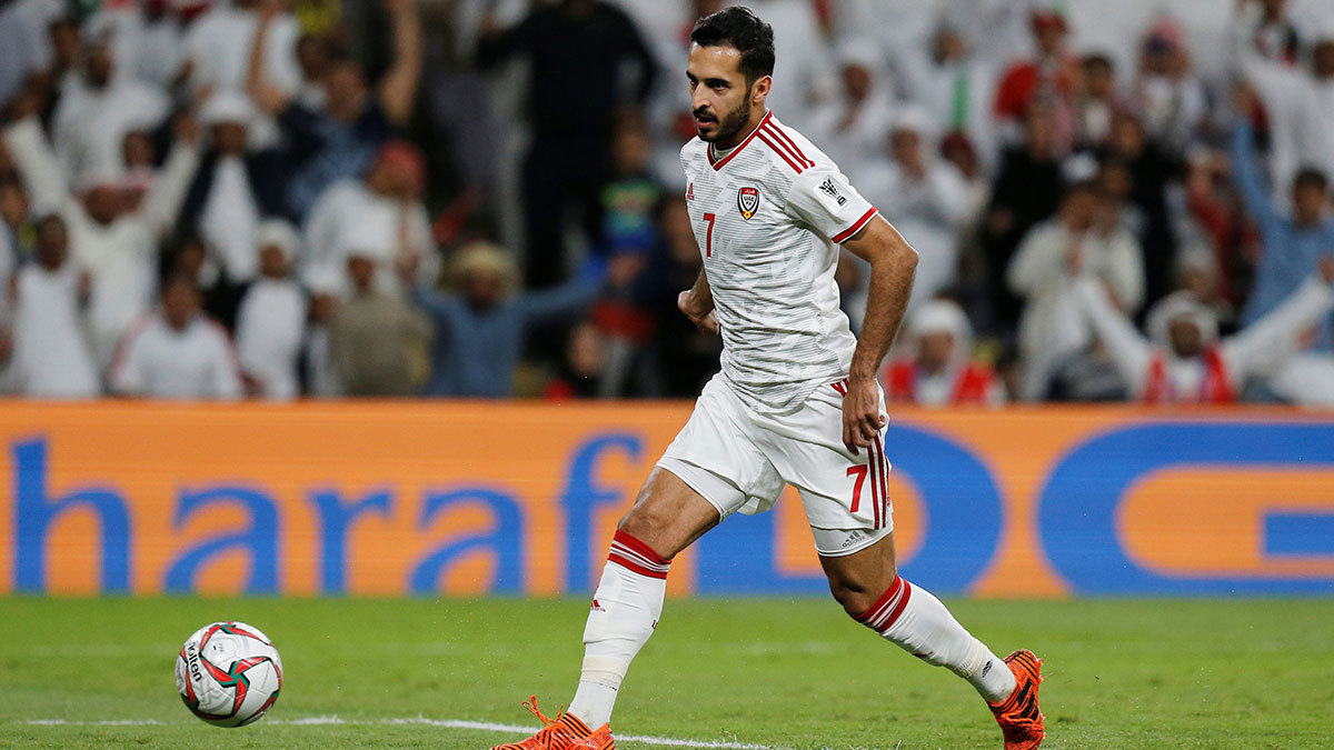 هدف مباراة الإمارات وأستراليا.. علي مبخوت يضع "الأبيض" في المقدمة (فيديو)