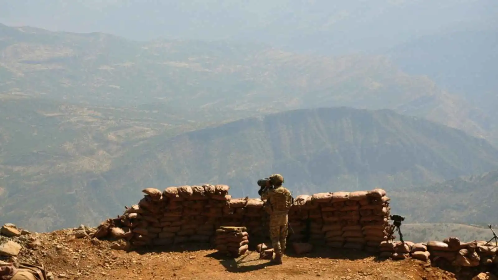 بعد انسحابه من منطقة حيوية.. هل انتهى نهج "القتال" في مسيرة العمال الكردستاني؟