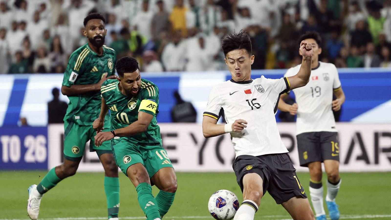 تسبب في ضياع التأهل المباشر.. انتقاد حاد لسالم الدوسري (فيديو)