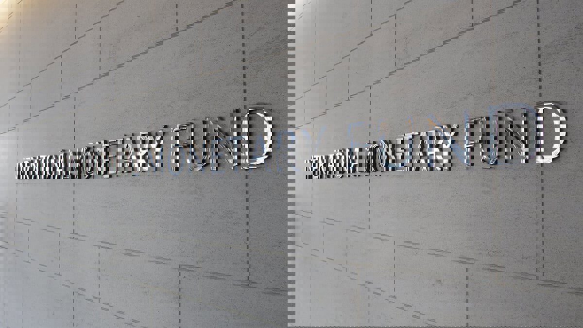 صندوق النقد يخفض توقعات النمو لعام 2023 وسط تداخل الصدمات العالمية