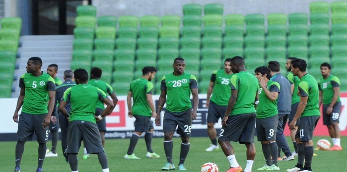المنتخب السعودي يعسكر في الدوحة استعدادًا لمواجهتي تايلاند والعراق