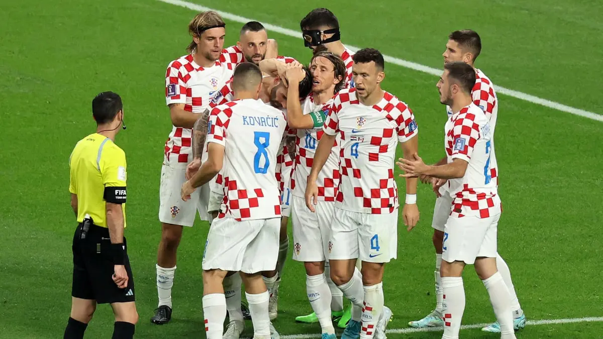 كأس العالم.. منتخب كرواتيا يقلب الطاولة على كندا ويشعل الصراع في المجموعة السادسة (فيديو)