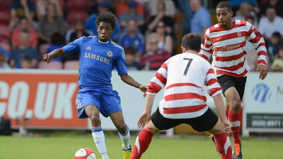 يتبقى أيام معدودة في حياتي.. نجم تشيلسي السابق يودع جماهيره برسالة مؤثرة (صورة) 