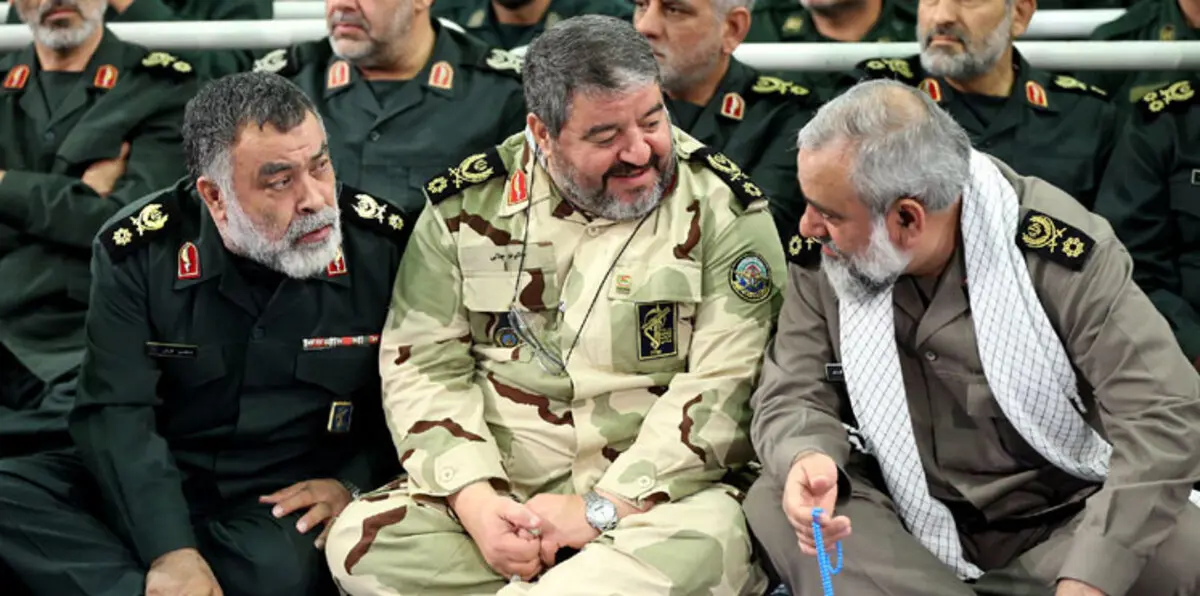 إيران.. قادة الحرس الثوري يتقاضون رواتب فلكية