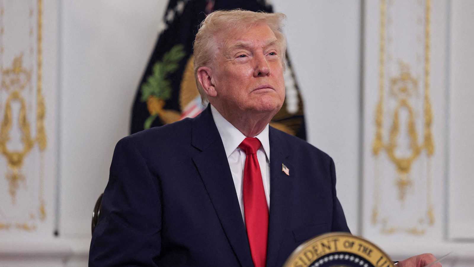 ساخرًا من إلهان عمر.. ترامب يخطط لطرد الصوماليين من الولايات المتحدة