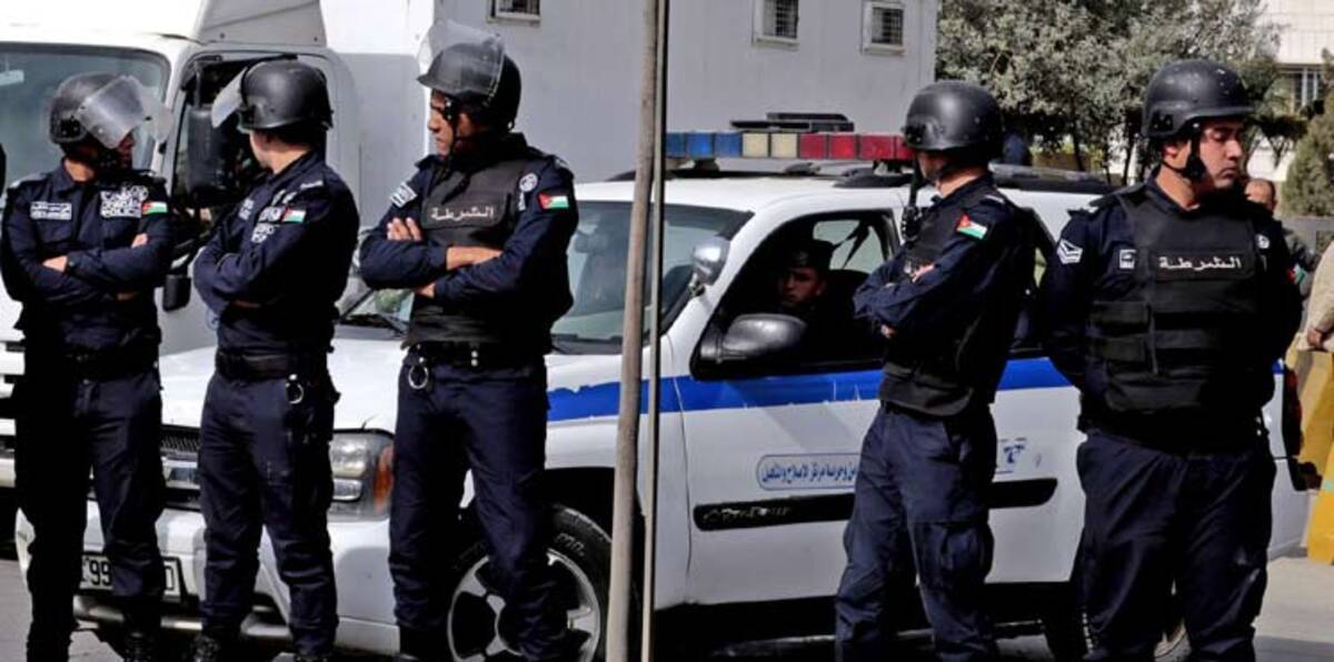 الأردن.. اعتقال منشئ صفحة "المقاطعة" على فيسبوك