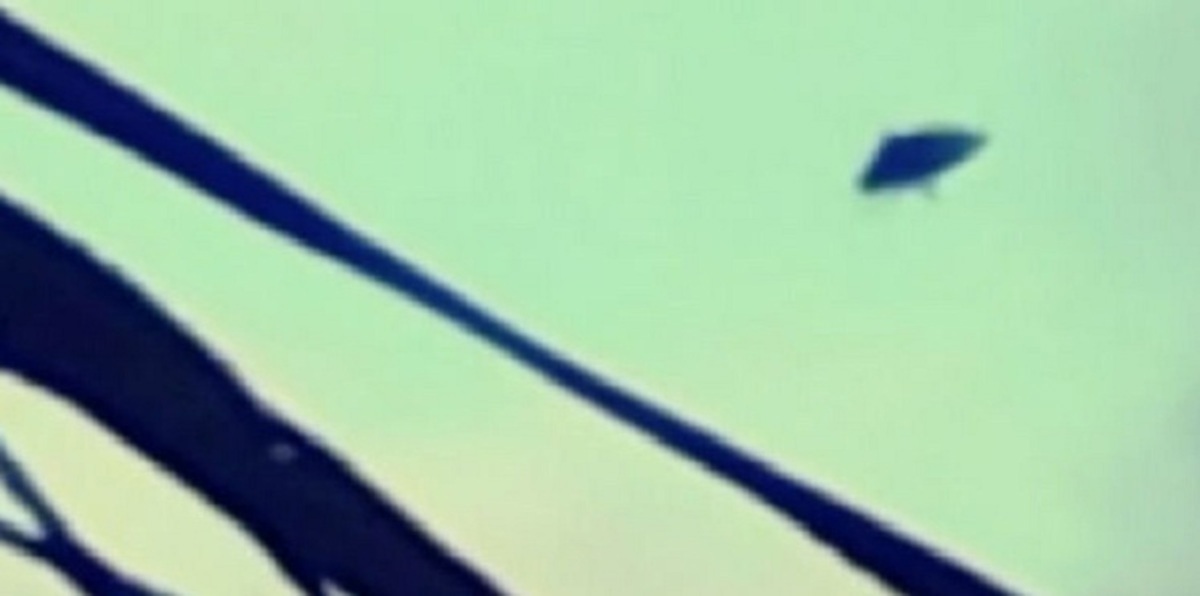 بالفيديو.. جسم غامض يظهر في سماء مدينة بيتسبرغ لبضع ثوان