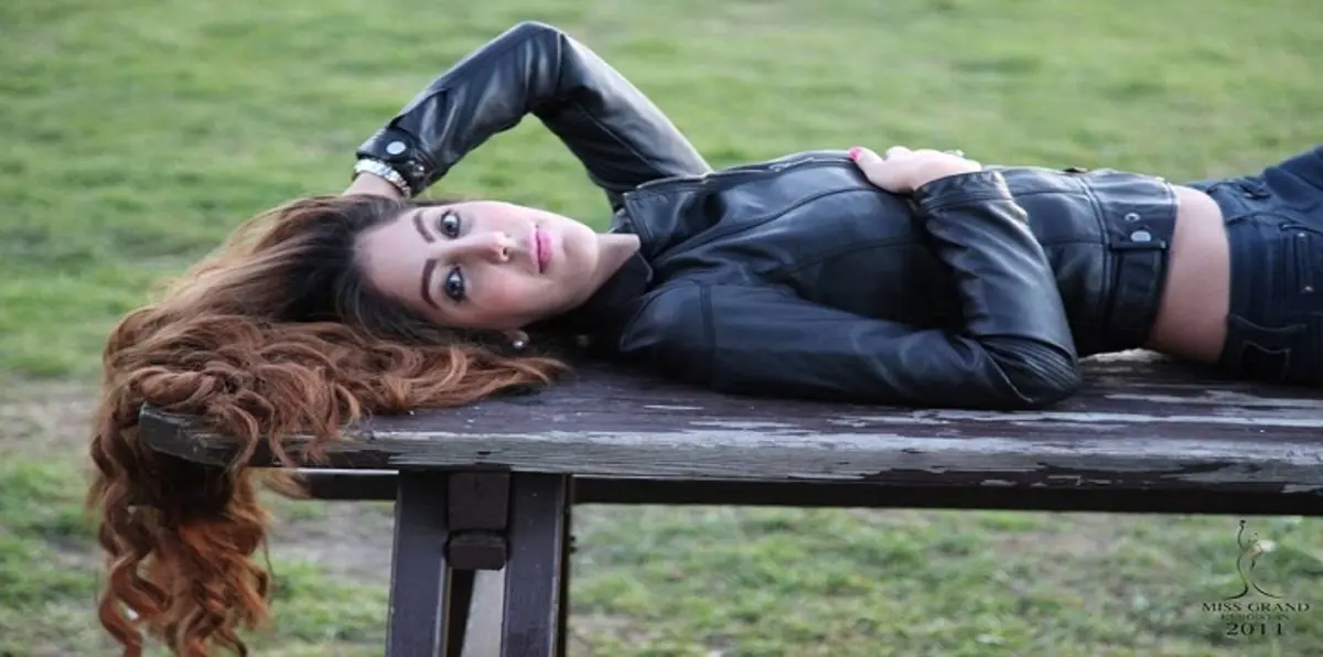 ملكة جمال كردستان تؤسس شركة بالسويد لرعاية الأطفال