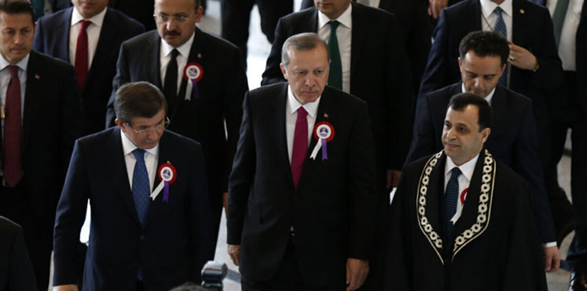 أردوغان متحرّراً من أوغلو.. والعكس صحيح