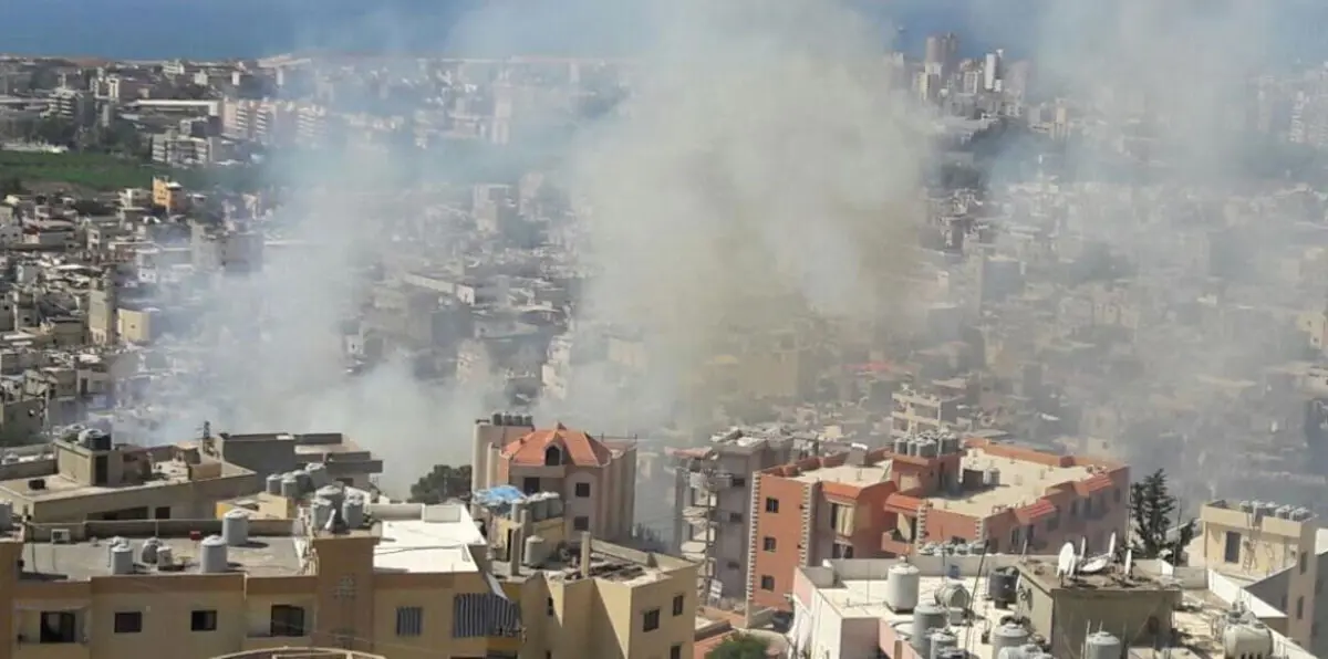 ارتفاع عدد ضحايا معارك "عين الحلوة" إلى قتيلين و8 جرحى (صور وفيديو)