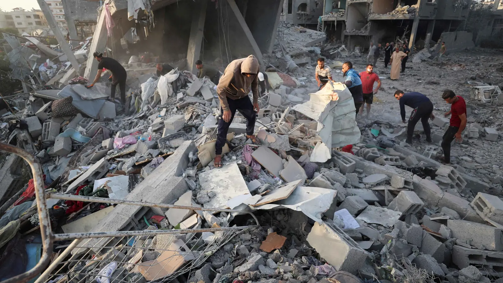 "منطقة حرة".. ترامب يكشف هدف أمريكا من السيطرة على غزة