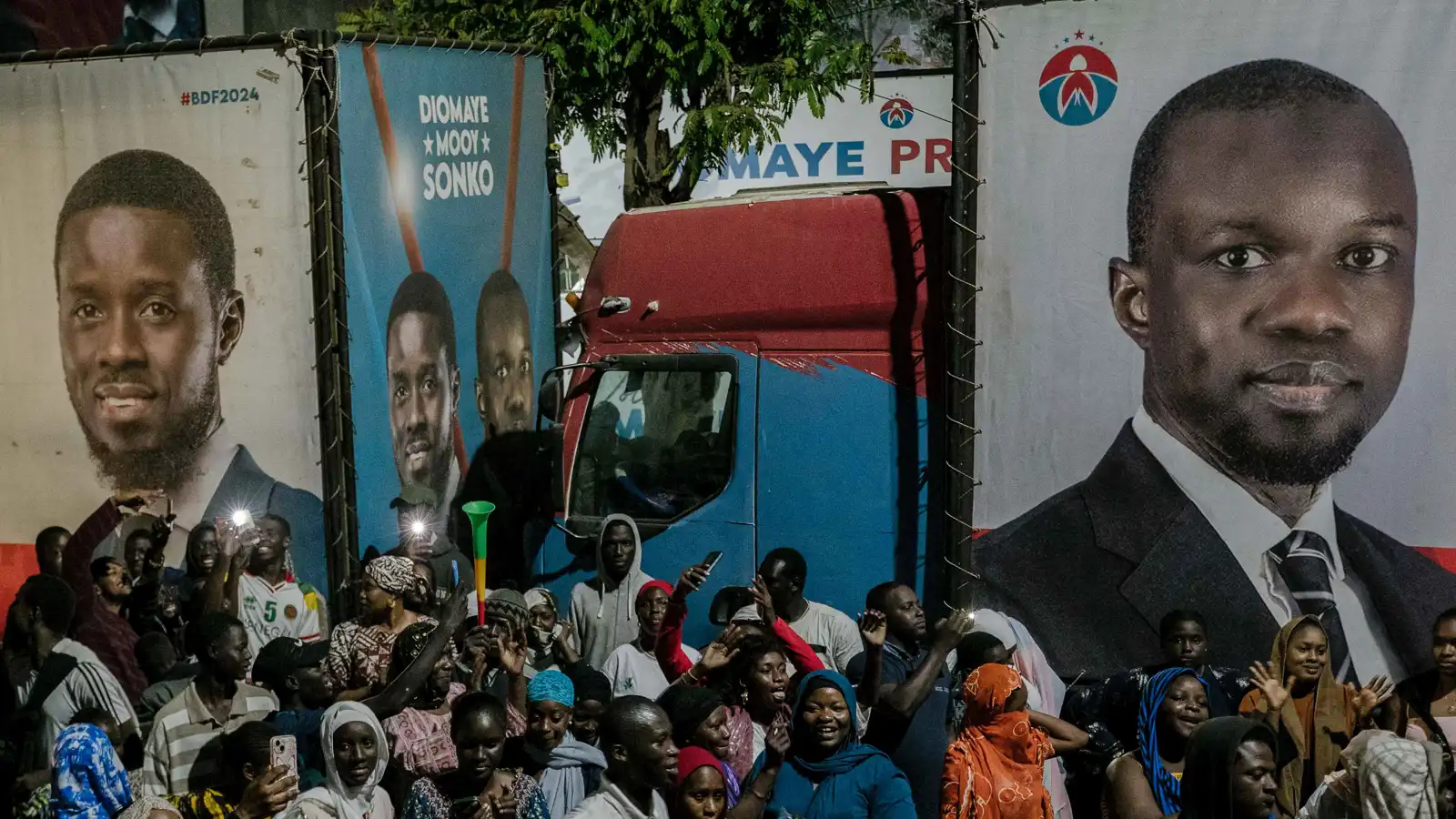 السنغال.. توترات وخلافات سياسية تتصاعد قُبيل الانتخابات الرئاسية