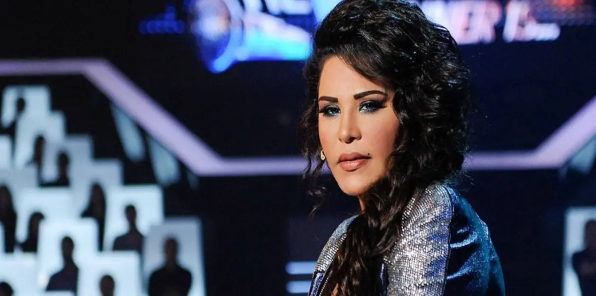 أحلام تعتذر لأهل حلب (صور)