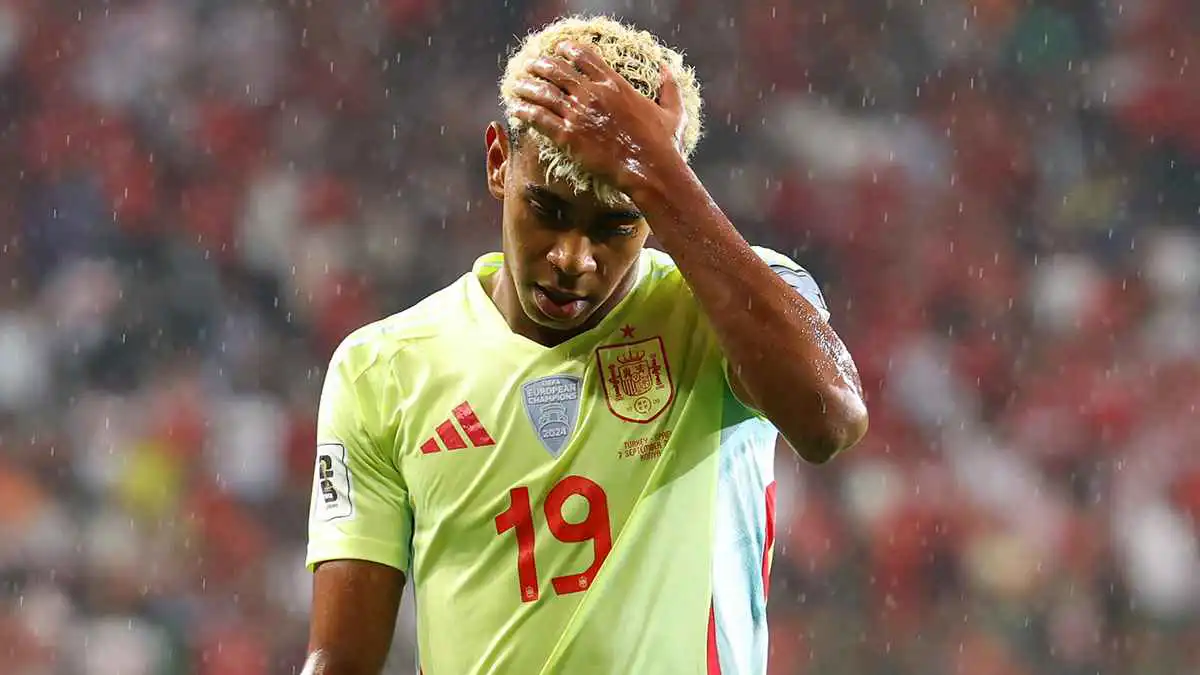 لامين يامال شارك بإرادته.. الاتحاد الإسباني يصدم برشلونة