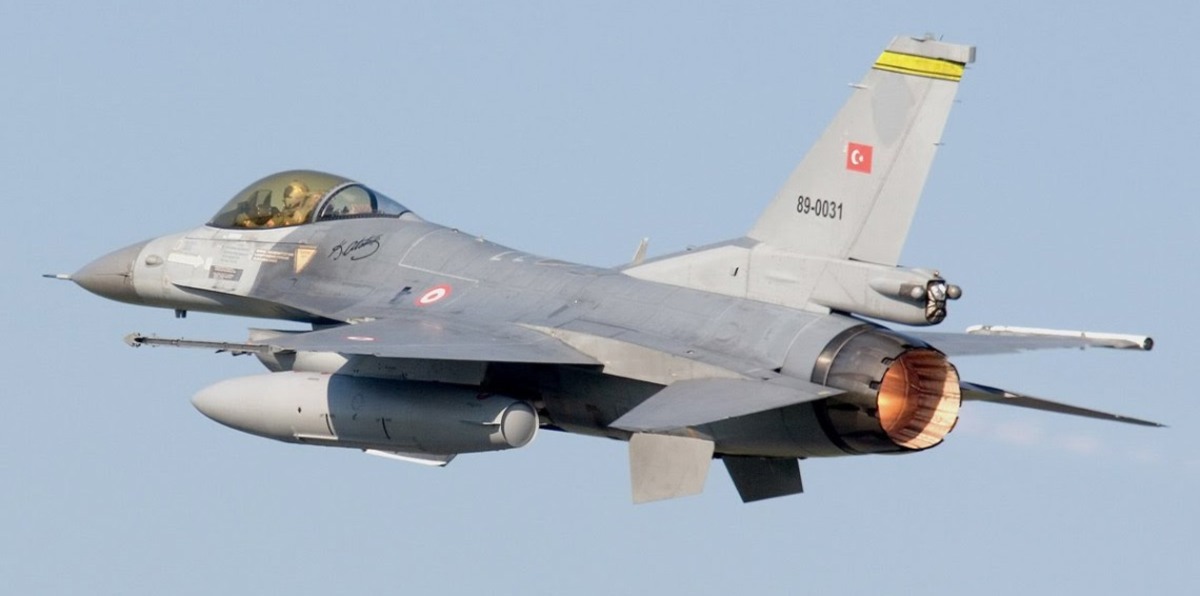 مقتل 29 مسلحًا كرديًا في ضربات جوية تركية شمال العراق