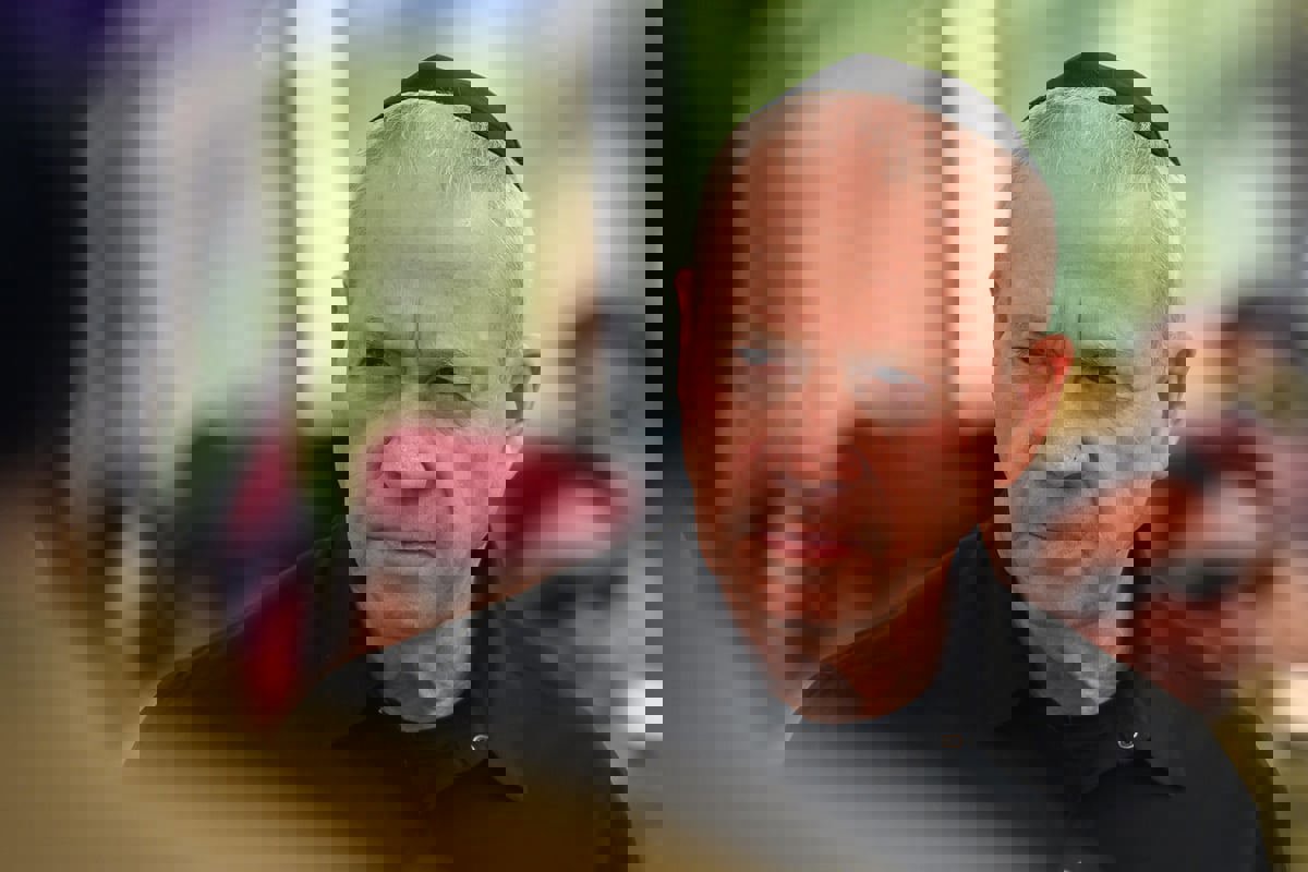 وزير الدفاع الإسرائيلي يدعو لقانون تجنيد جديد يشمل اليهود المتشددين