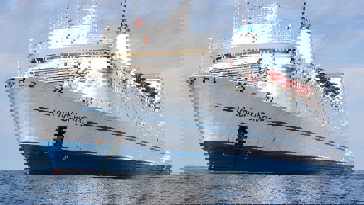 قبل موعده بأيام.. ليبيا تلغي معرض "الكتاب العائم" بمصراتة