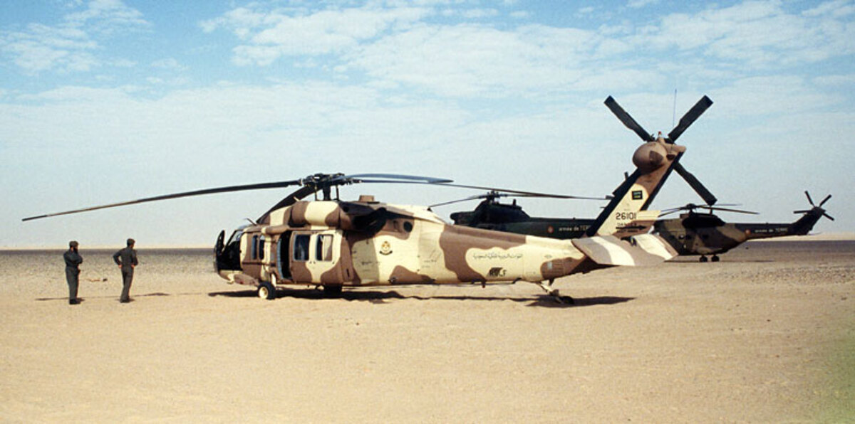 السعودية وباكستان تبحثان تعزيز التعاون العسكري بينهما