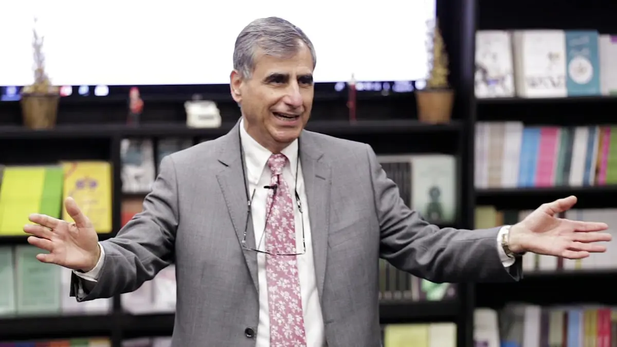 الكويت.. استشاري نفسي يثير جدلا بحديثه عن توعية الطفل بعذاب القبر