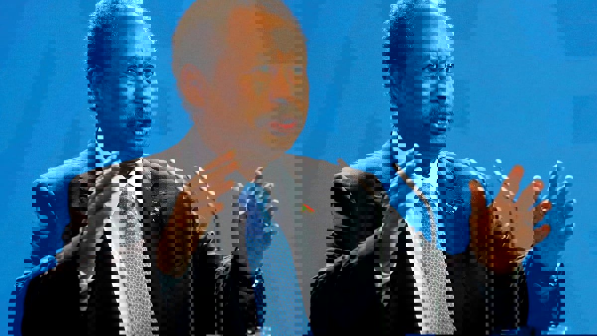 السودان.. وفد برئاسة حمدوك يزور مصر سعيا لوقف الحرب